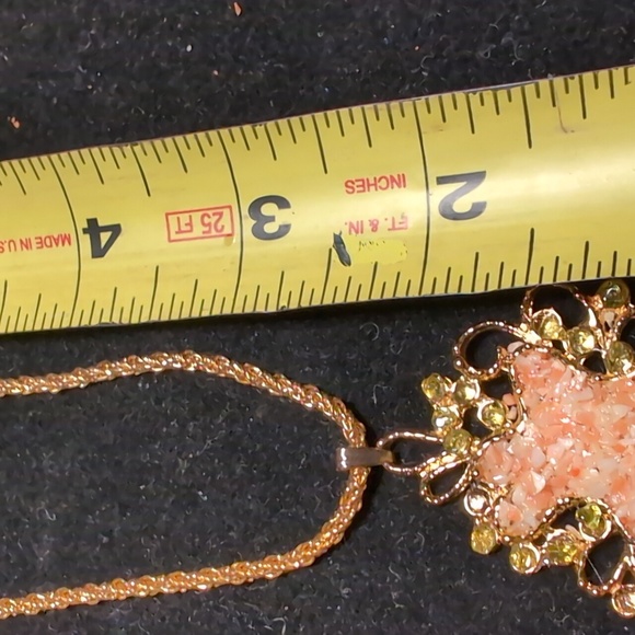 Vintage Gold Tone Necklace with Peach & Pink Stone Chips and Green Rhinestones - Picture 8 of 8